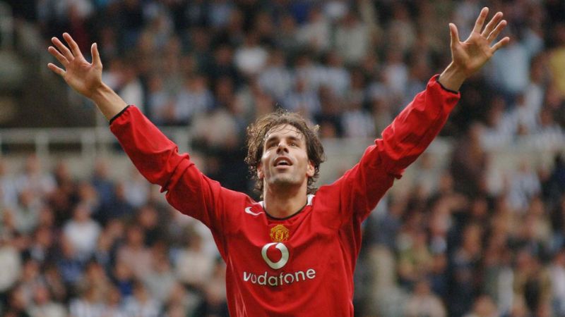 Ruud van Nistelrooy ghi 12 bàn thắng tại Champions League mùa giải 2002/03